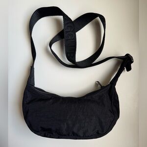 BAGGU Black Mini Crescent Bag
